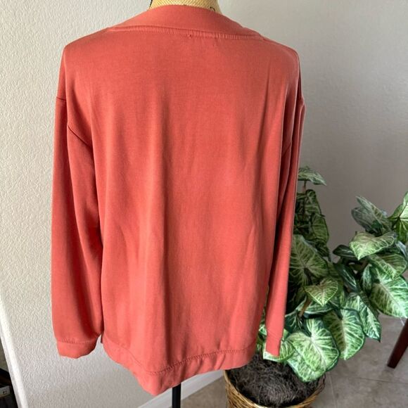 Orvis Women’s V-Neck Pullover Top, Medium, Terracotta - Classic Collection - Picture 6 of 7